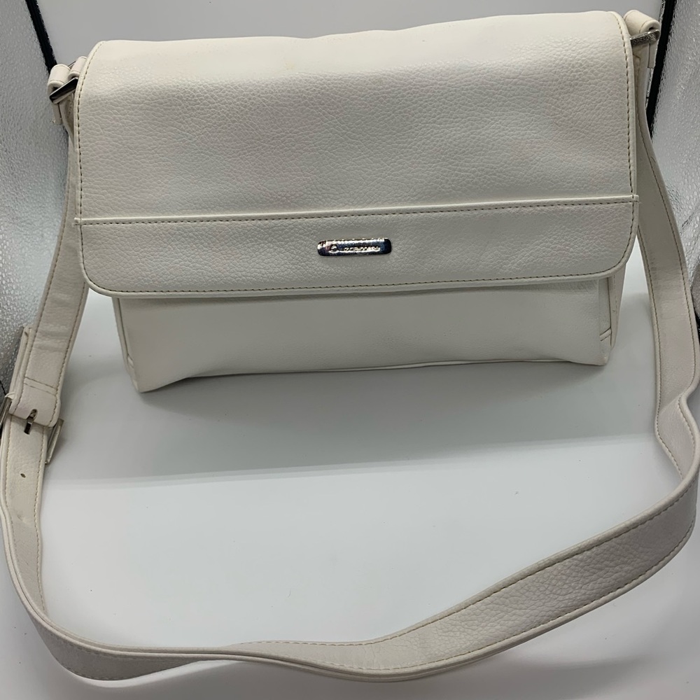 Liz Claiborne Solid Bright White Crossbody-Medium
